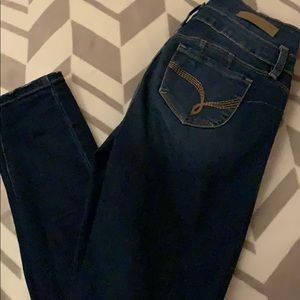 High waisted ripped Jeans